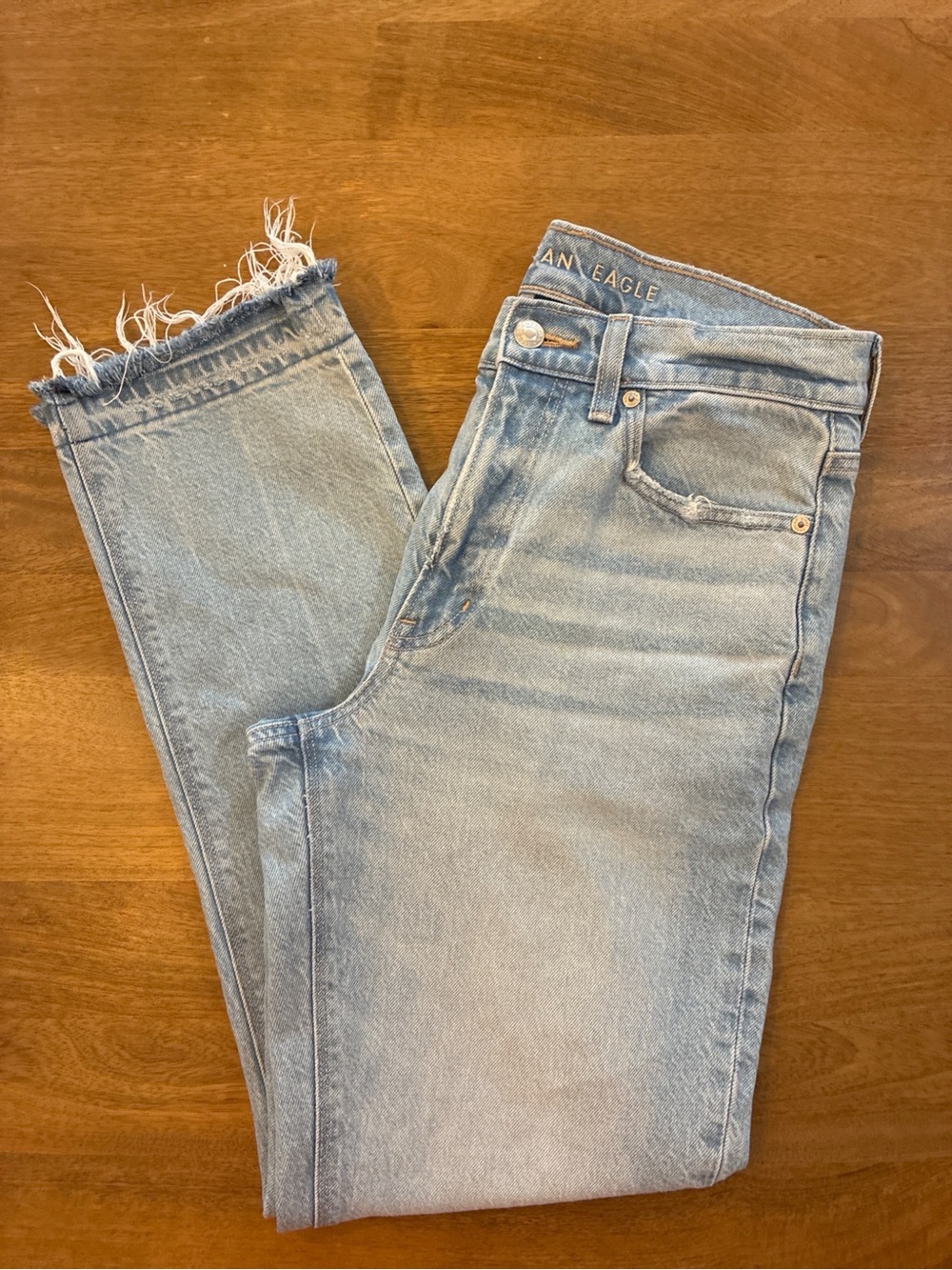 American Eagle Outfitters Light Blue Frayed Hem High-Rise Cropped Jeans